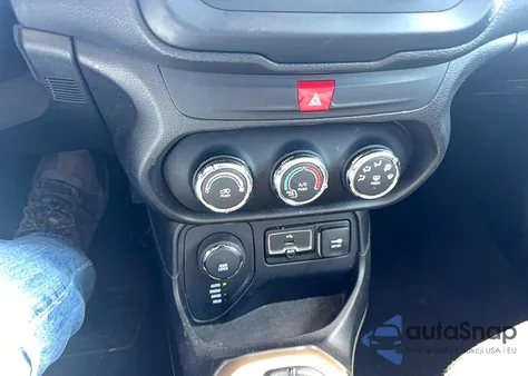 2017 Jeep Renegade Latitude from USA, damaged, VIN ZACCJBBB4HPE89142